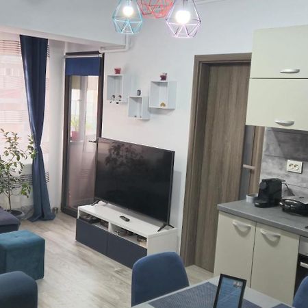 Littlebig Apartment Bucareste Exterior foto